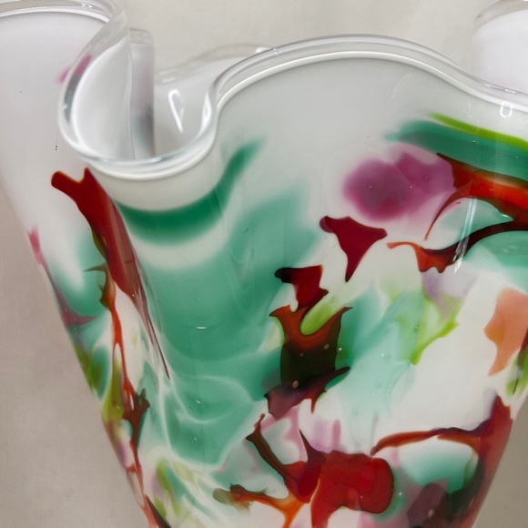 Jozefina Krosno Art Glass Vase - Picture 1 of 13